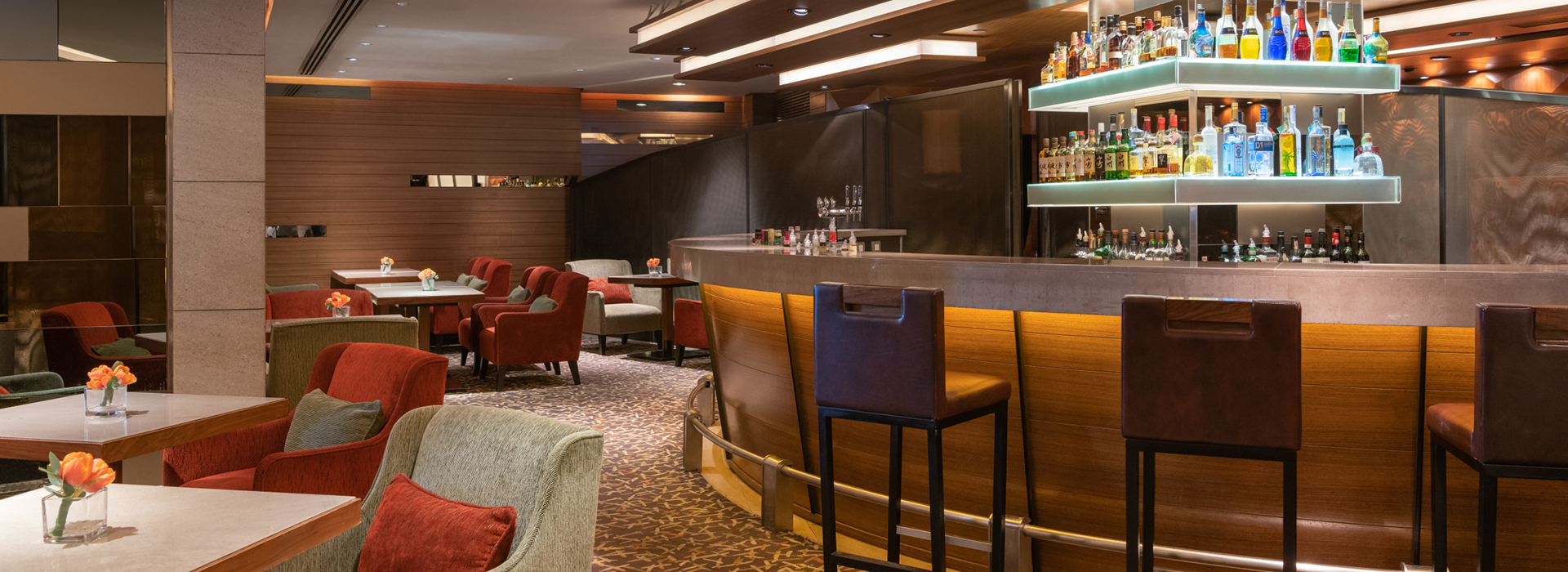 Lobby Lounge - A Cosy Rendezvous For Lunch, Teatime Treats And Cocktails